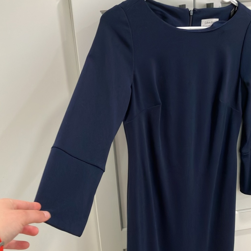 Calvin Klein Women's Solid Navy Blue Polyester Fo… - image 7